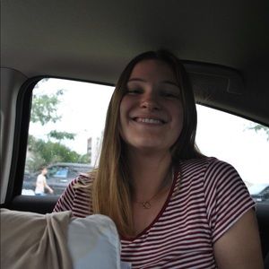 Meet your Posher, Julia